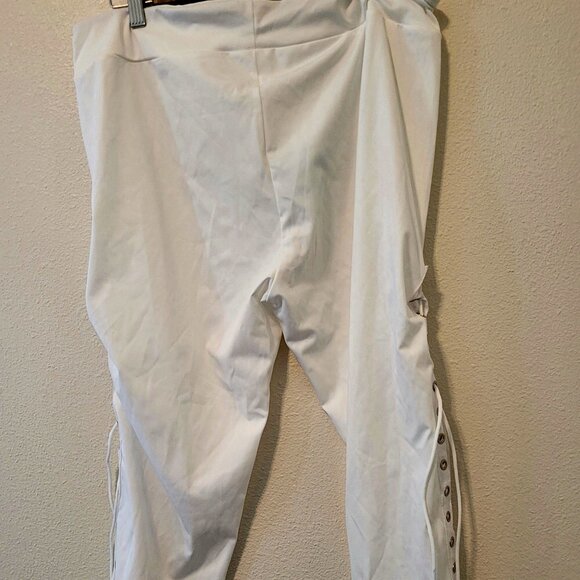 Dressfo - Picture 2 of 4